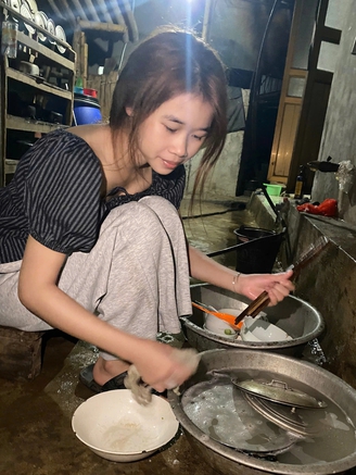 Nữ sinh Ơ Đu và nghị lực vượt khó đến giảng đường