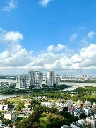 Giá căn hộ vượt mặt đất nền