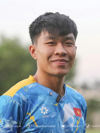 Hậu vệ Lý Đức nói điều bất ngờ về U.23 Singapore, tự nhủ bản thân chớ chủ quan