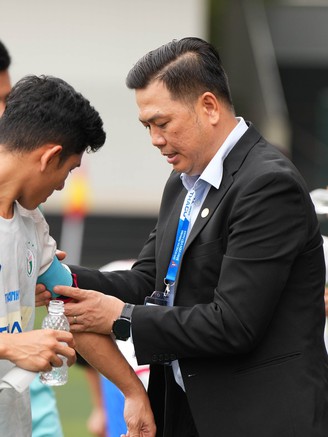 Trường ĐH Sư phạm TDTT TP.HCM 7- 0 Trường ĐH Quản lý và Công nghệ TP.HCM: Đại thắng