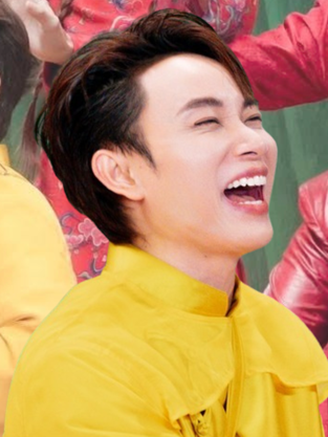 Hậu trường MV ‘bất ổn’ của Trúc Nhân: 68 nghệ sĩ chúc Tết 2026