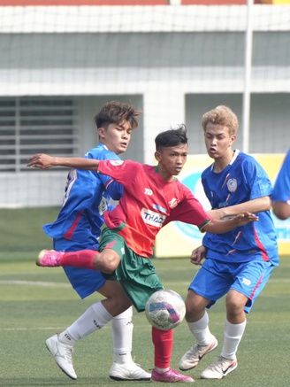 Trường CĐ Bách khoa Sài Gòn 3-1 Trường ĐH Quốc tế Sài Gòn: Chiến thắng thuyết phục