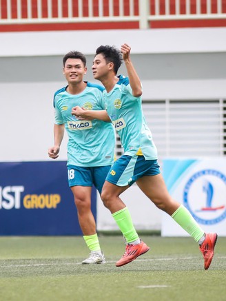 Trường ĐH Nông Lâm TP.HCM 5-1 Trường ĐH Kinh tế Tài chính TP.HCM: Thước đo tham vọng