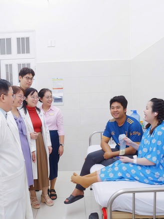 Bệnh viện Từ Dũ chạm mốc y văn thế giới vì cứu sống trẻ sơ sinh trong ca song thai biến chứng hiếm gặp