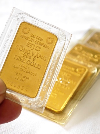 Mua, bán vàng miếng trái phép sẽ bị tịch thu và phạt nặng