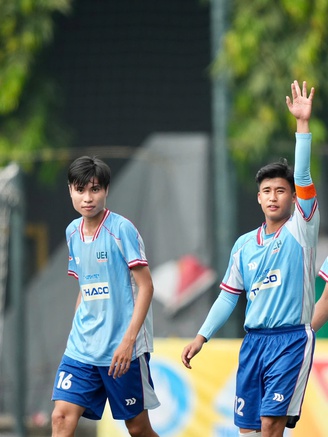 Trường ĐH Quốc tế Hồng Bàng 1-3 ĐH Kinh tế TP.HCM: Nắm quyền tự quyết