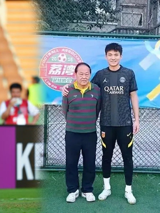 Thú vị hình ảnh Li Hao thời ‘xa lắc’, thầy cũ hé lộ nhiều chuyện về thủ môn U.23 Trung Quốc
