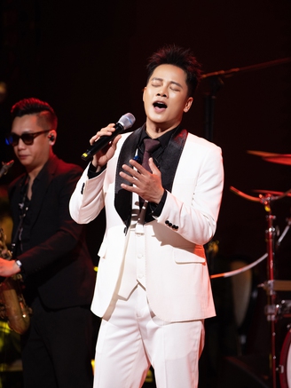 Anh Quân Idol: Tôi từng là ca sĩ người ta biết giọng, không biết tên