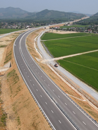 Cao tốc góp phần viết nên lịch sử