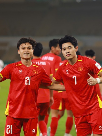 U.23 Việt Nam và đàn em U.16 PVF: Những thế hệ 'dám chơi bóng' đang thành hình