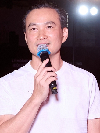 Diện mạo khác lạ của Chi Bảo và Kim Thư