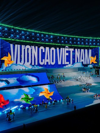 Những hình ảnh hoành tráng của chương trình nghệ thuật đặc biệt thu hút 20 ngàn khán giả