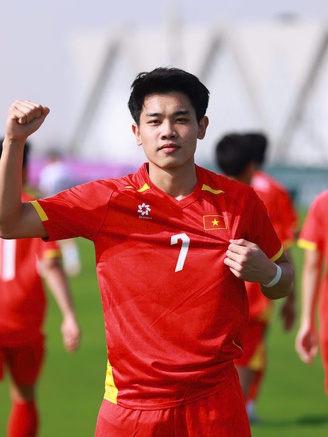 Thầy Kim xác nhận Đình Bắc không đá trận đội tuyển Việt Nam tái đấu Malaysia