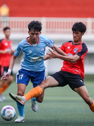 Trường ĐH Văn Hiến 0-1 Trường ĐH Sư phạm TP.HCM: Bất ngờ lớn