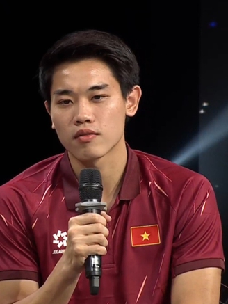 Mẹ của Vua phá lưới châu Á Đình Bắc: 'Tôi không dám xem con trai thi đấu nữa'