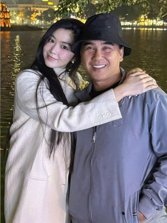 Con gái 'xinh như hoa hậu' của Quyền Linh tiếp tục gây chú ý