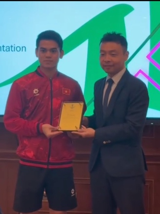 AFC làm việc ‘nóng’ với U.23 Việt Nam, kiểm tra kỹ kích thước số áo và tuyên bố có VAR