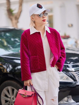 Phong cách thời trang sành điệu của chuyên gia thẩm mỹ Hà Nội