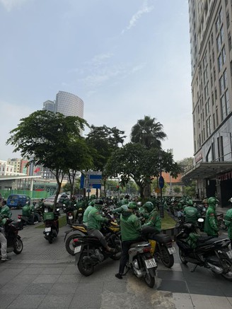 Starbucks Việt Nam xin lỗi shipper vì sự cố đơn hàng giá 0 đồng