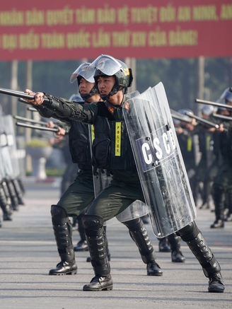 Toàn cảnh tổng duyệt Lễ xuất quân bảo đảm an ninh, trật tự Đại hội Đảng