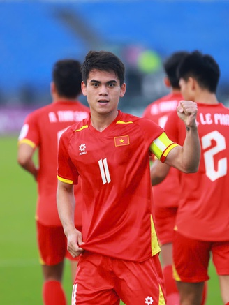 Đội trưởng Khuất Văn Khang: 'Cụ' thủ lĩnh trầm lặng, rất đáng tin cậy của U.23 Việt Nam