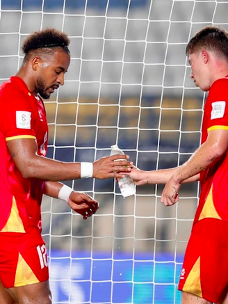 HLV Kim Sang-sik đang thiếu những 'kép phụ' đủ sức cạnh tranh ở Asian Cup?