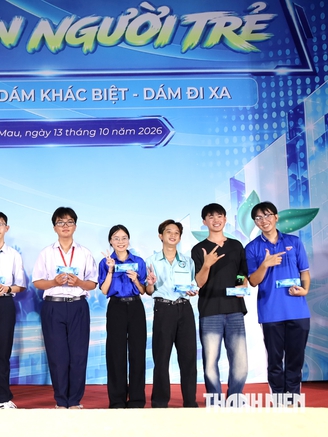 Saigon Tếu kể chuyện làm nghề sáng tạo: Đừng đợi giỏi mới bắt đầu