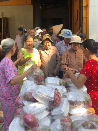 Trân quý những tấm lòng nhân ái