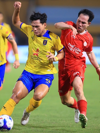 Thể Công Viettel bị Bắc Ninh cầm hòa 2-2: Thủng lưới phút 90+10, quá đau cho HLV Popov