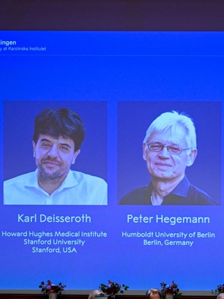 Bộ ba nhà khoa học Mỹ - Đức đoạt giải Nobel Y sinh