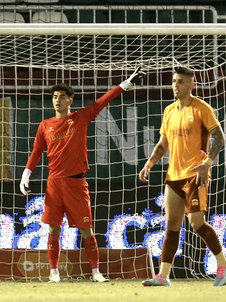 HLV Quang Trãi khen ngợi thủ môn Trung Kiên, HLV Đức Tuấn ‘Đà Nẵng thua HAGL chẳng qua vì…’