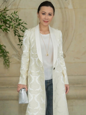 Đạo diễn Vương Tinh: Lưu Gia Linh là người tham vọng, luôn muốn bản thân đứng nhất