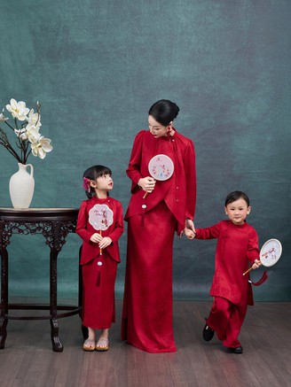 Tết này mẹ và bé mặc gì cho thật xinh?