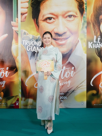 Lâm Vỹ Dạ khoe dáng sau giảm cân, mừng Trường Giang tái xuất điện ảnh