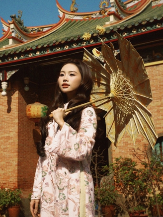 Phương Mỹ Chi: Không áp lực phải có tình yêu như bạn bè đồng trang lứa