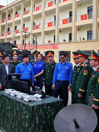 Bí thư thứ nhất T.Ư Đoàn thăm, chúc tết Trung đoàn 600 và Tiểu đoàn 79