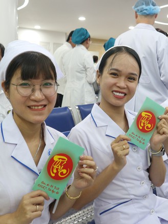 Tết của bác sĩ là thế này…