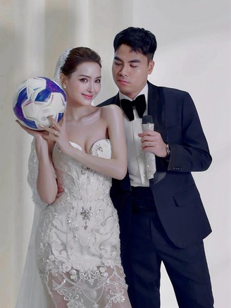 Phạm Đức Huy và MC Mù Tạt tung ảnh cực 'chất': Tiết lộ bất ngờ về đám cưới