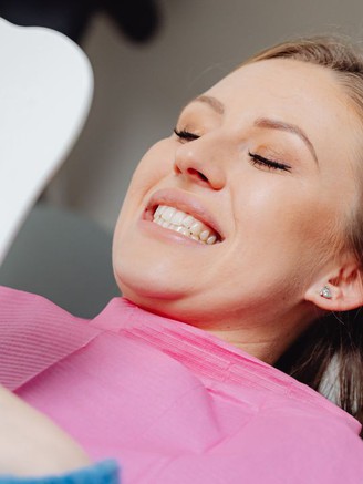 Cảnh báo những nguy cơ khi sử dụng các sản phẩm làm trắng răng