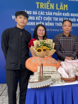 Cô giáo trẻ khởi nghiệp từ 'kho báu bị lãng quên'