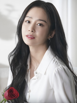 Nữ diễn viên bán căn hộ cao cấp, lãi khoảng 150 tỉ đồng