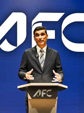 Sếp lớn AFC đích thân ra tay tái thiết FAM, báo chí Malaysia ví von ‘cha đang cứu con’