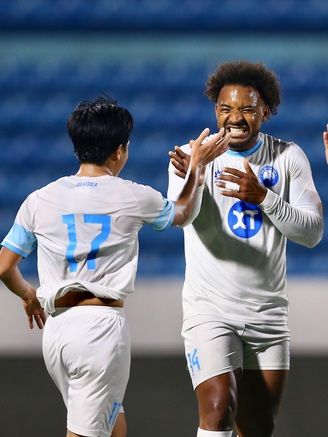 Báo Malaysia so sánh cực hay về Xuân Son và 3 sao nhập tịch lậu trước cuộc đấu trí tại Thiên Trường