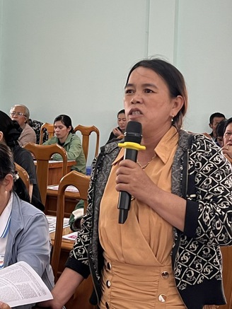 Người vùng khó mong giúp họ thoát... khó