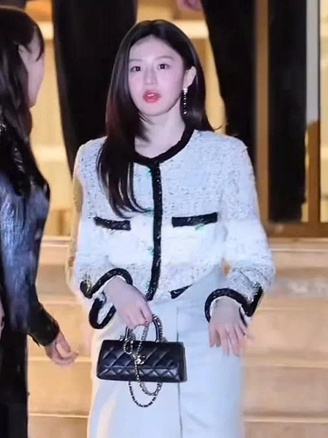 Go Yoon Jung khiến Chanel 'nóng mắt' vì hành động kém duyên với tư cách đại sứ