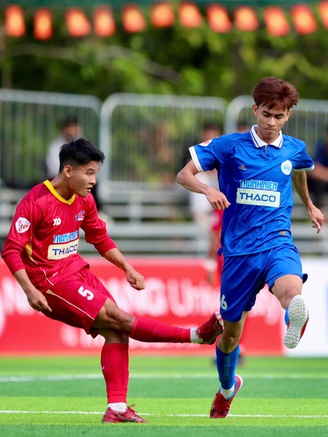 Trường ĐH Nha Trang 1-1 Trường ĐH Tôn Đức Thắng: Chủ nhà níu kéo hy vọng