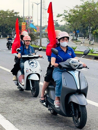 Thanh niên góp sức vào thành công của cuộc bầu cử