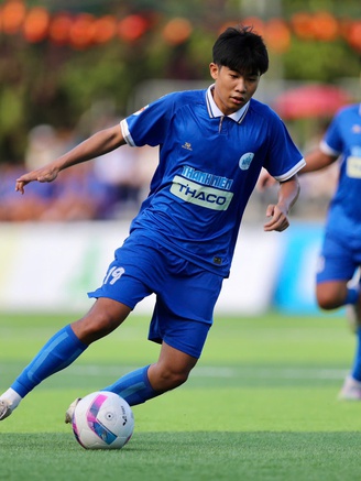 Phước 'Neymar' có bạn gái nhờ đá bóng hay