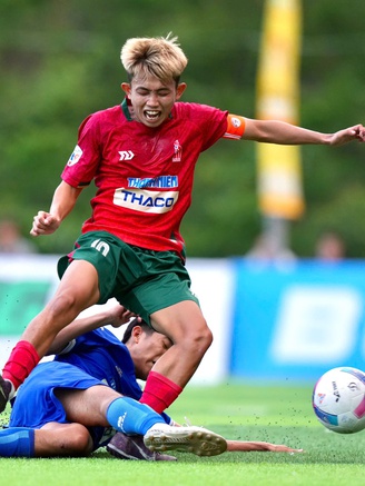 Ngày buồn vui trái ngược của các học trò HLV Graechen