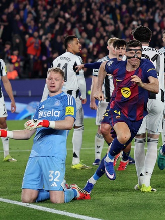 Barcelona thắng đậm Newcastle, Liverpool đánh bại Galatasaray: Champions League xuất hiện 4 trận tứ kết cực căng